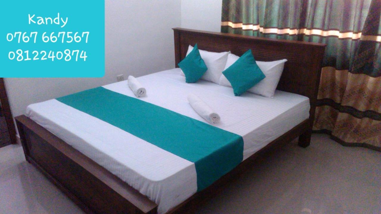 La Sachara Bed & Breakfast Kandy Exterior photo
